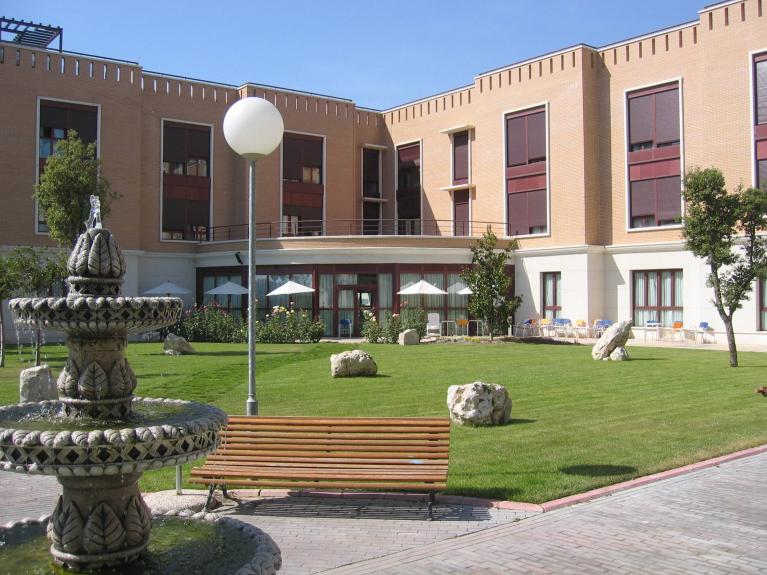 RESIDENCIA AMAVIR EL ENCINAR DEL REY