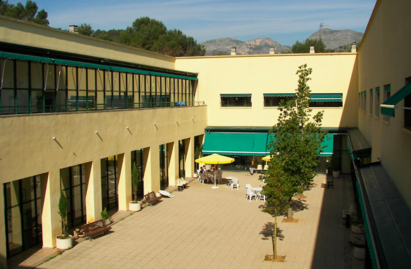 Centro Geriátrico Borja (Centro Lares)