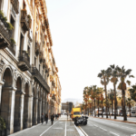 La realidad empresarial en Madrid y Barcelona: el impacto de las políticas autonómicas en el sector geriátrico